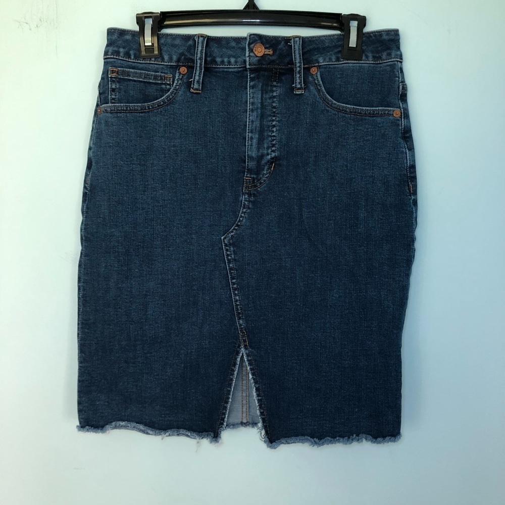 Madewell Frayed Denim Skirt Size 6